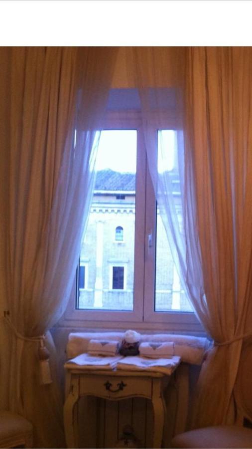 The Right Place 4U Domus Savelli Boutique Apartment Rome Bagian luar foto